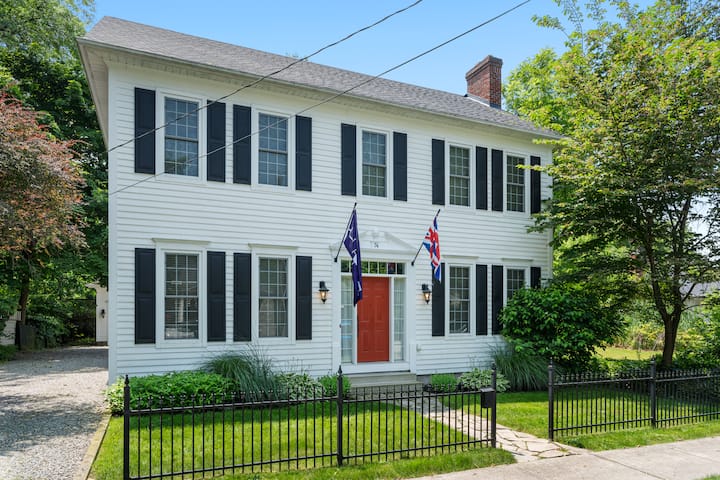 Six Nations House - Niagara-on-the-Lake