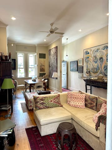 Art-Filled Designer Terrace in Chic Woollahra gallery image 2