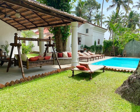 VILLA LOU GOA Heritage House 120 years old + Pool