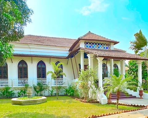 VILLA LOU GOA Heritage House 120 years old + Pool