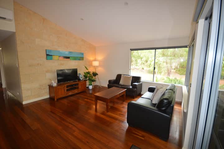Acacia Chalets - Margaret River