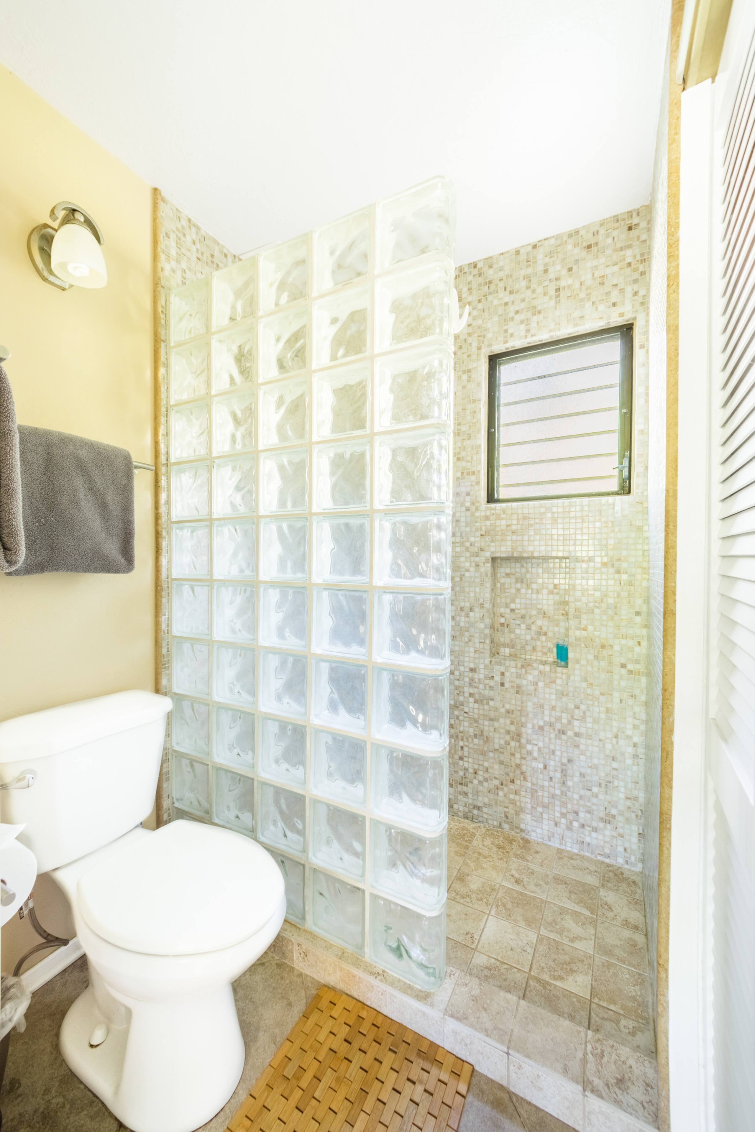 Condo in Kailua-Kona · ★4.91 · Studio · 1 bed · 1 bath - Image 10