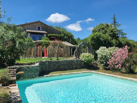 18th century stone farmhouse in 3000 m2 property