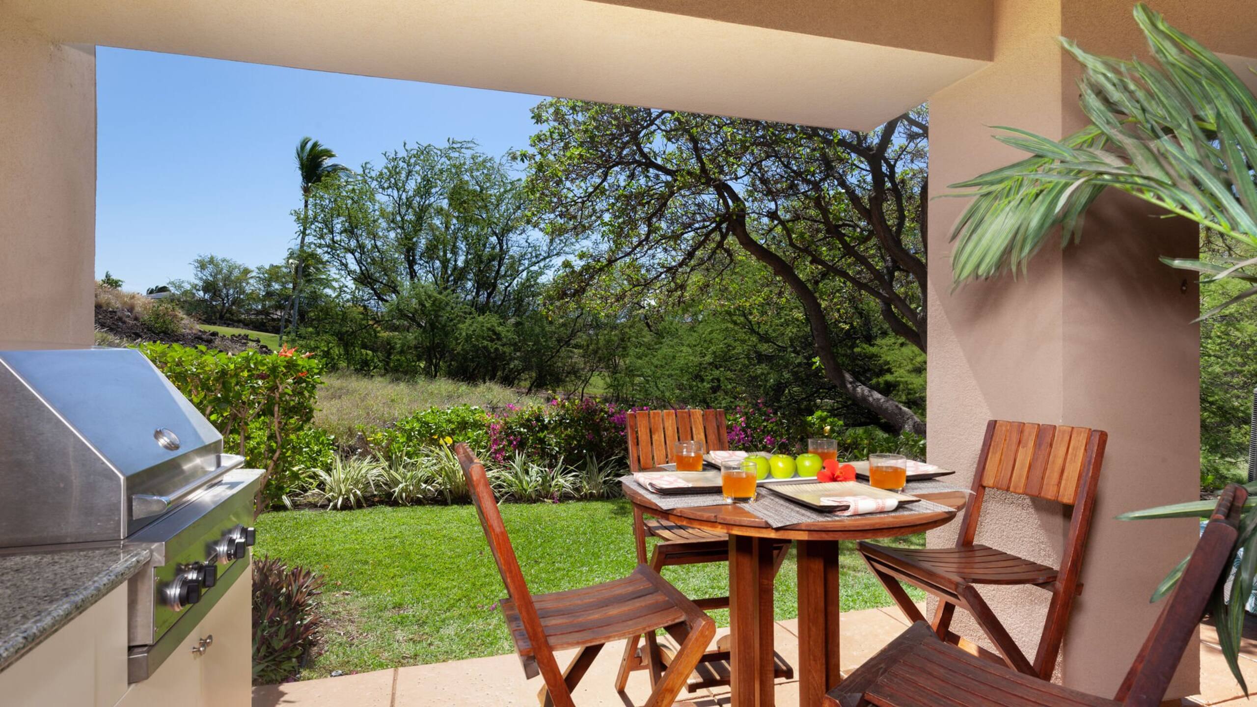 Townhouse in Waimea · ★4.93 · 2 bedrooms · 2 beds · 2.5 baths - Image 1
