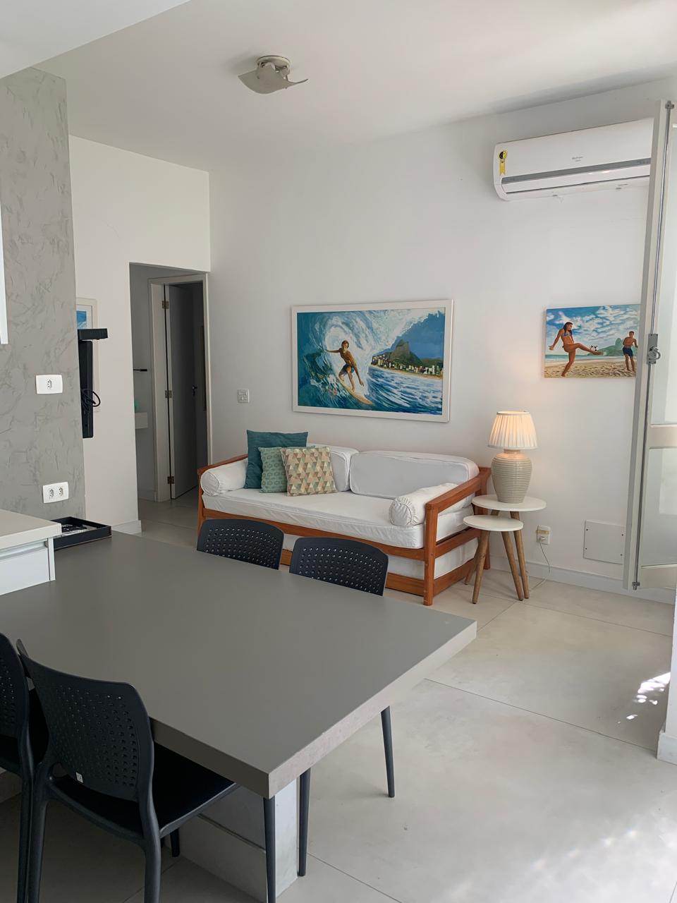 Top performing Airbnb: Apartment in the heart of Leblon. Best spot in Rio in Leblon