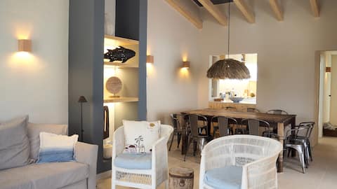 Top performing Airbnb: Villa Acqua: 4 Premium Suites, Sea, Pools & Tennis in Alvor