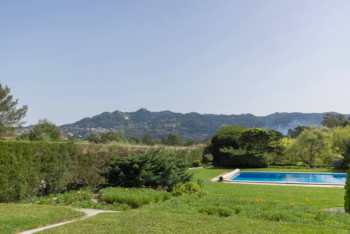 MCountry Villa – Stunning View, Garden & Pool gallery image 3