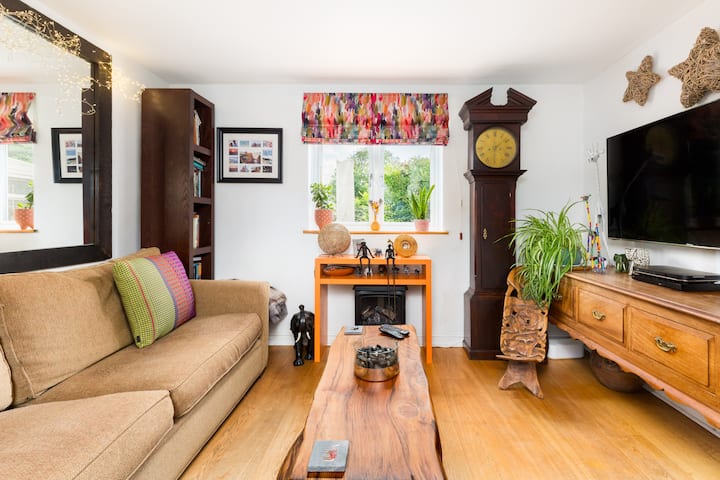 Cosy Cotswolds Home | Parking | Colourful Garden - Bourton-on-the-Water