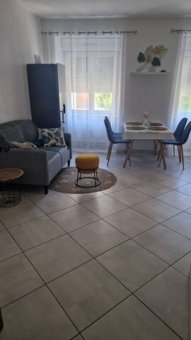 listing_image