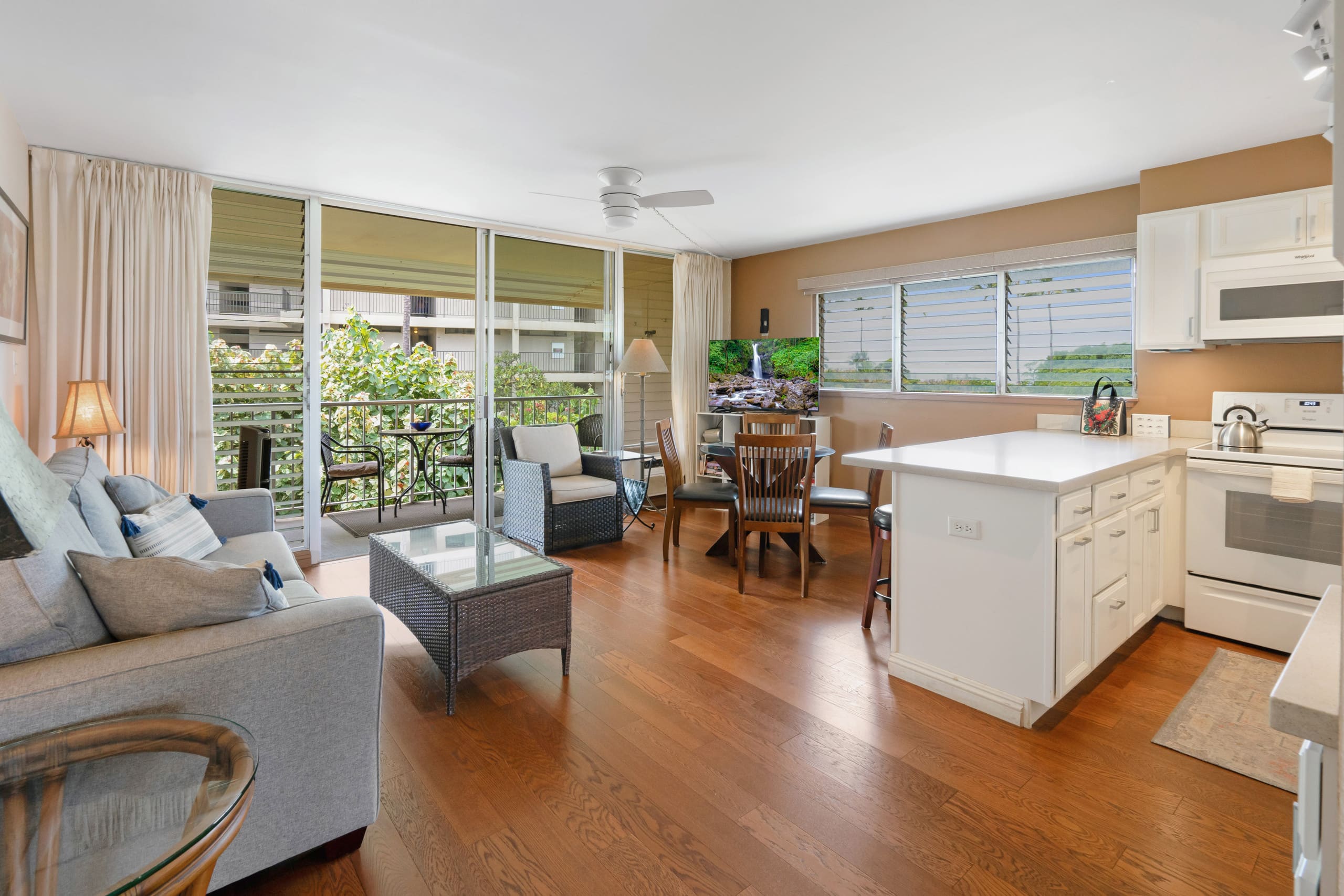 Condo in Kihei · ★4.95 · 1 bedroom · 1 bed · 1 private bath - Image 3