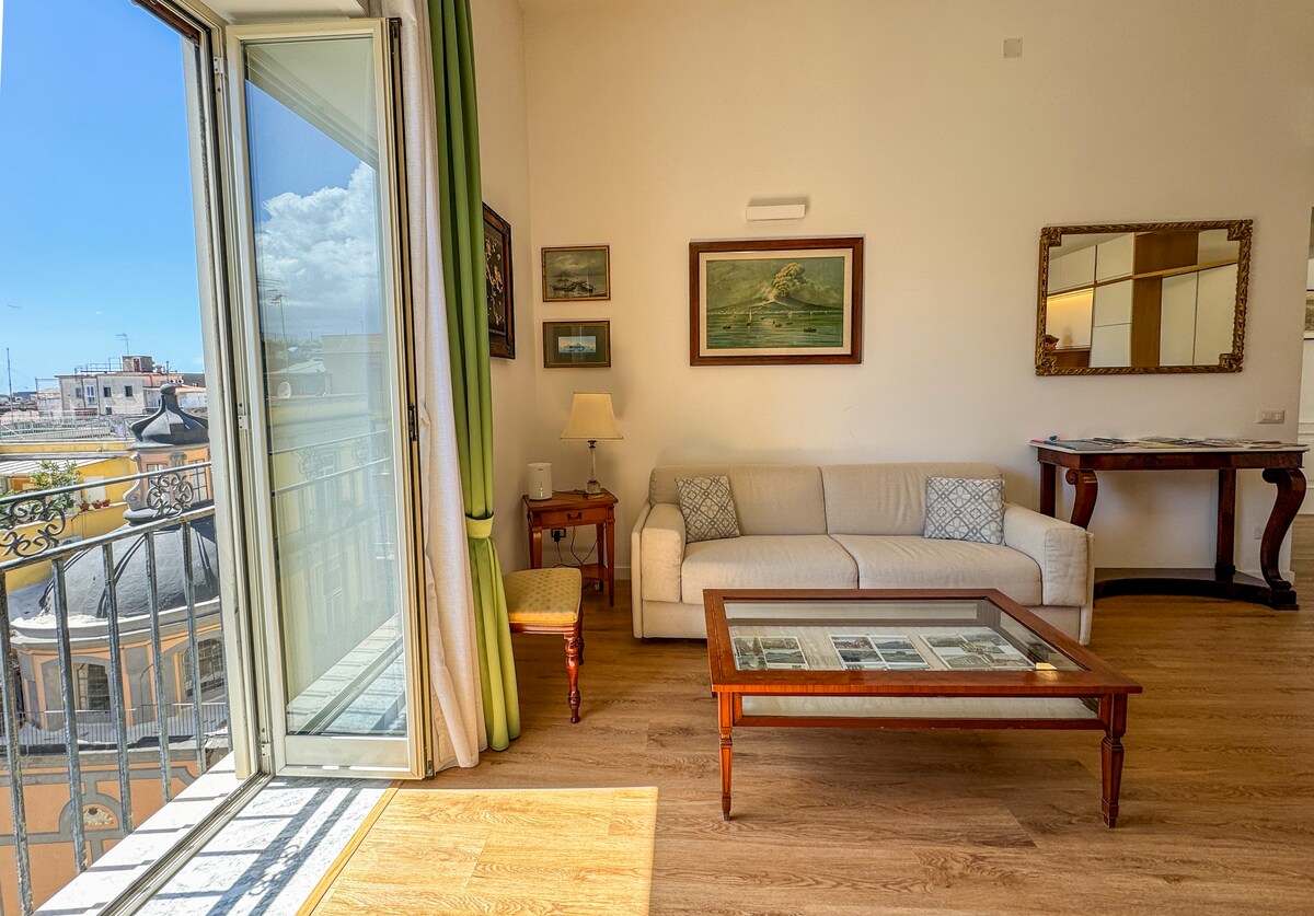 krovovi SpaccaNapolija između Vezuva i Caprija E/W
