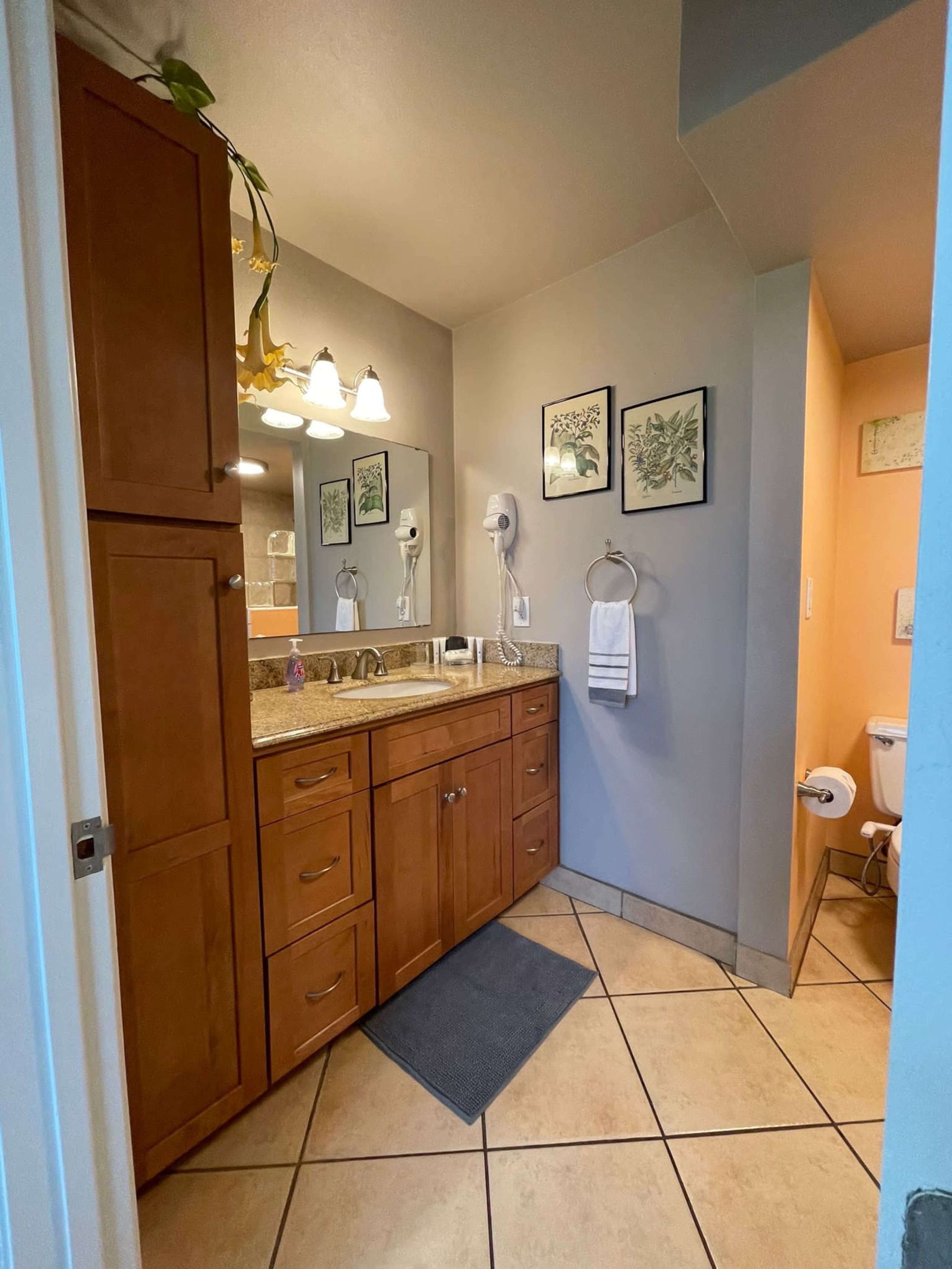 Condo in Kihei · ★4.85 · 2 bedrooms · 3 beds · 2 baths - Image 11