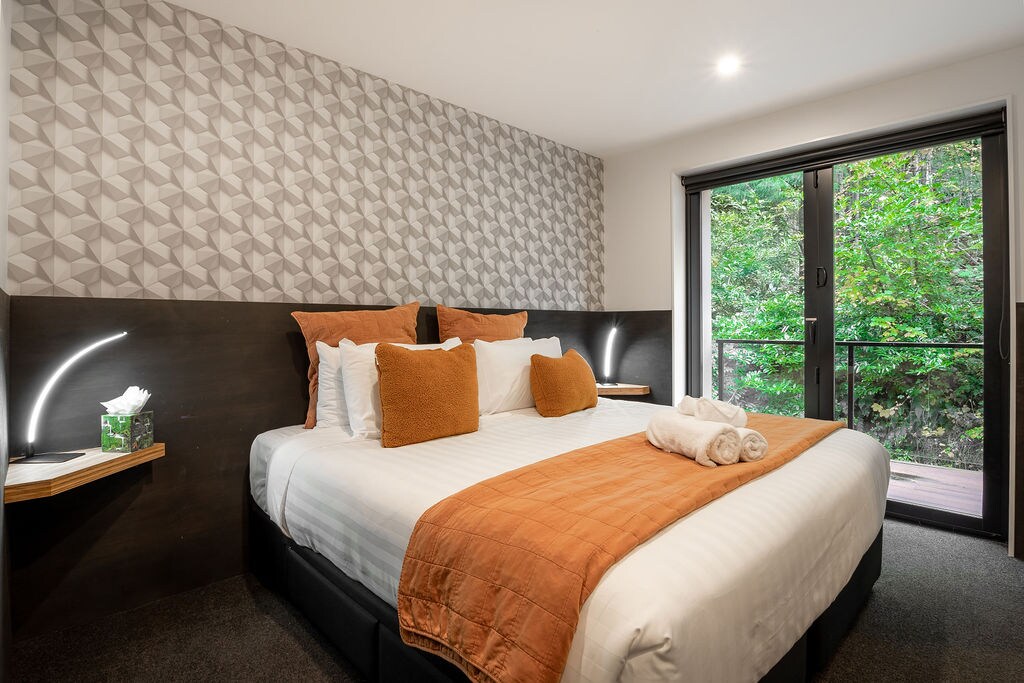 Bedroom 3 can be configured as a king bed or twin singles. 