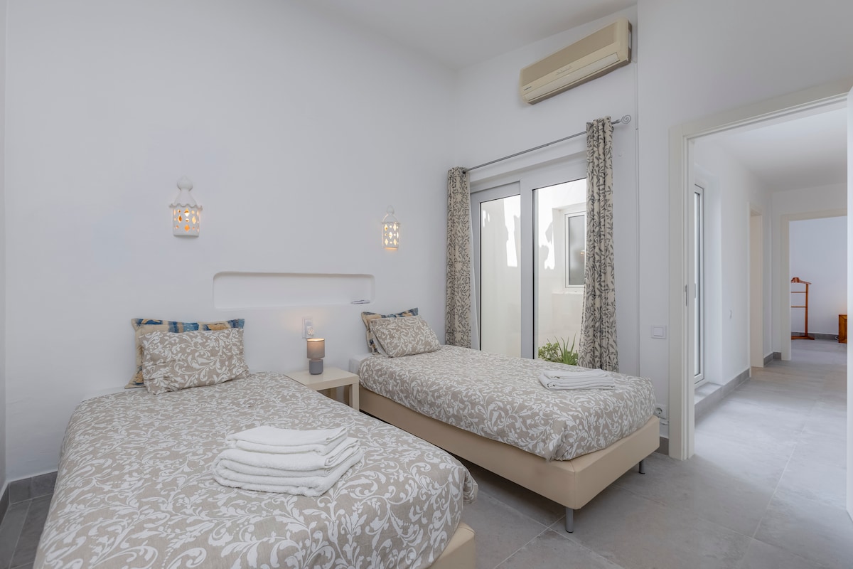 غرفة النوم 1