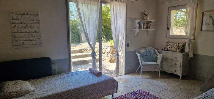 Спалня 3 - единично легло