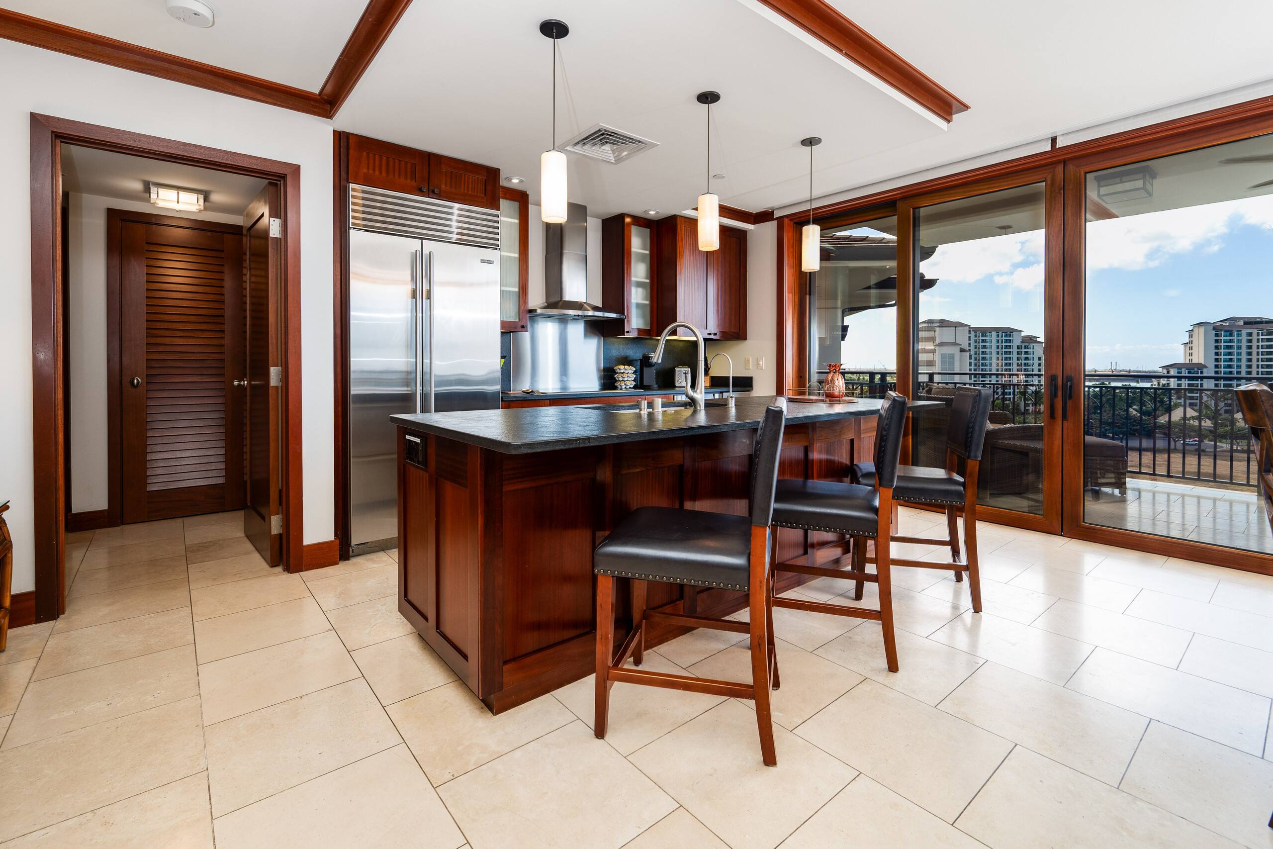 Condo in Kapolei · ★5.0 · 3 bedrooms · 5 beds · 3 private baths - Image 7