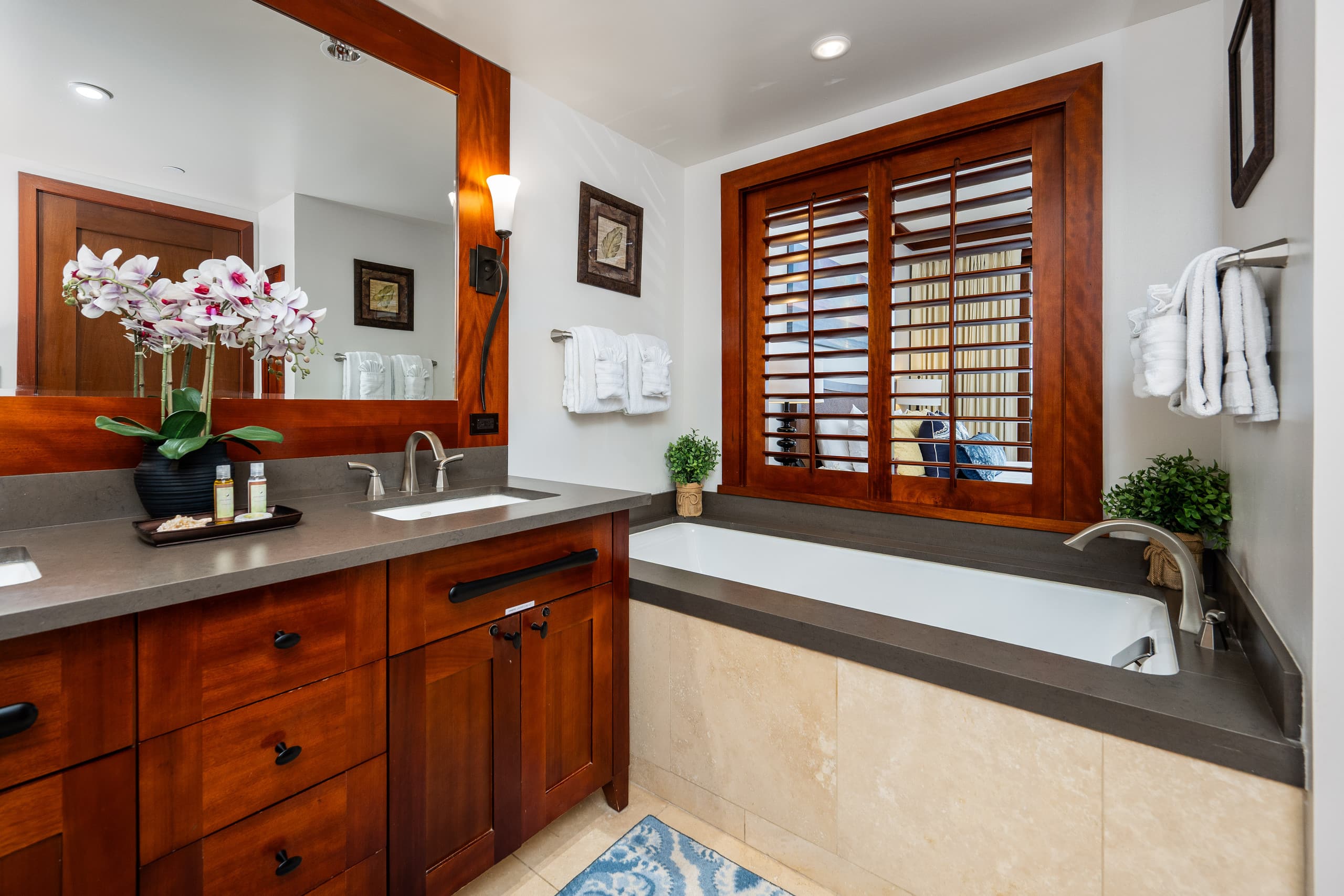 Condo in Kapolei · ★5.0 · 3 bedrooms · 5 beds · 3 private baths - Image 15