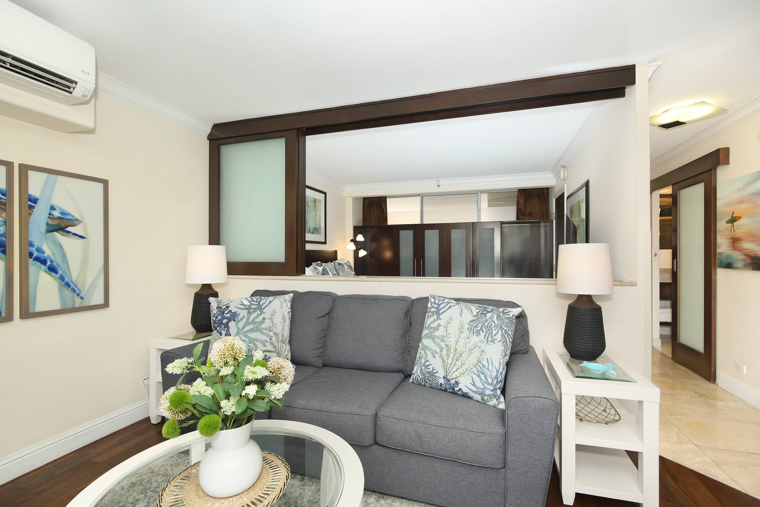 Condo in Honolulu · ★4.88 · 1 bedroom · 2 beds · 1 private bath - Image 2