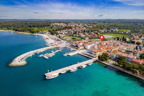 Old town stone house 80 m from the sea