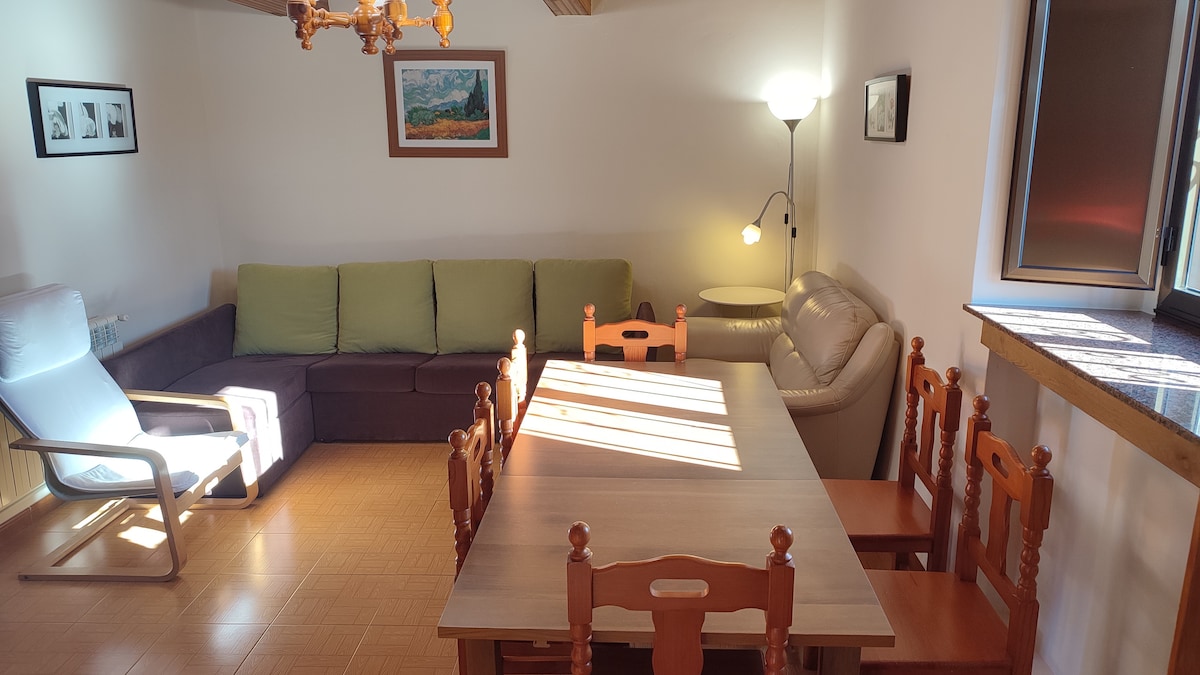 Popular Airbnb listing: Beautiful house near the beach in Cudillero