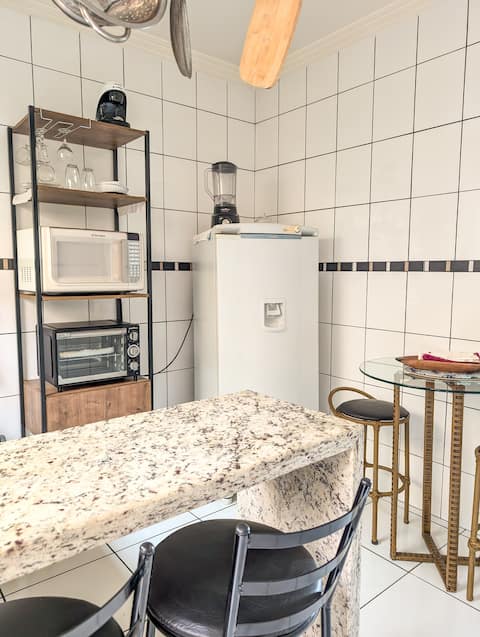 Successful Airbnb property: Complete Studio near Londrina Center in Londrina