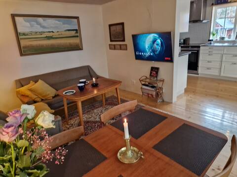 Top Airbnb: Great location private lake property in Växjö