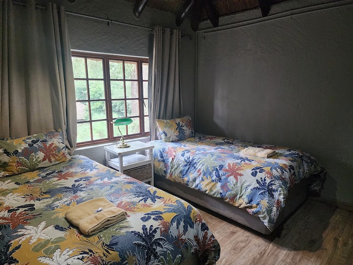 غرفة النوم 2