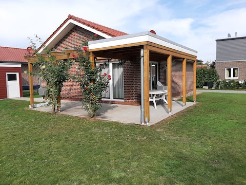 Our modern bright bungalow "Sonnentau"