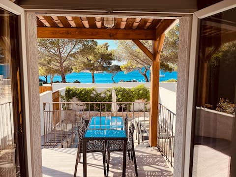 2 BEDROOM SEA VIEW APARTMENTS