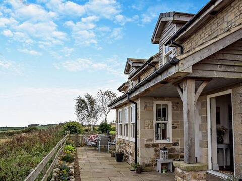Limited 2 night winter breaks,bedrooms all ensuite