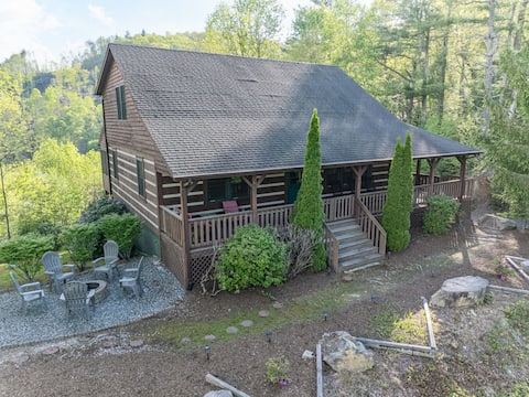 Top performing Airbnb: Lions Den- Family Friendly High Country Escape! in Valle Crucis