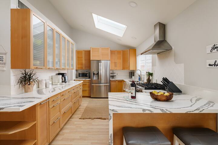 Lilas Ocean Beach Villa gallery image 4