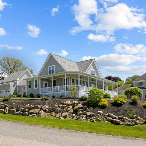 Watch the sailboats & sunset from the front porch. gallery image 2