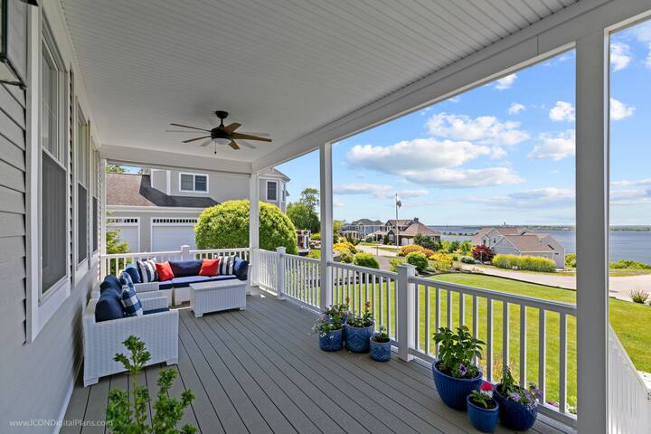 Watch the sailboats & sunset from the front porch. gallery image 5