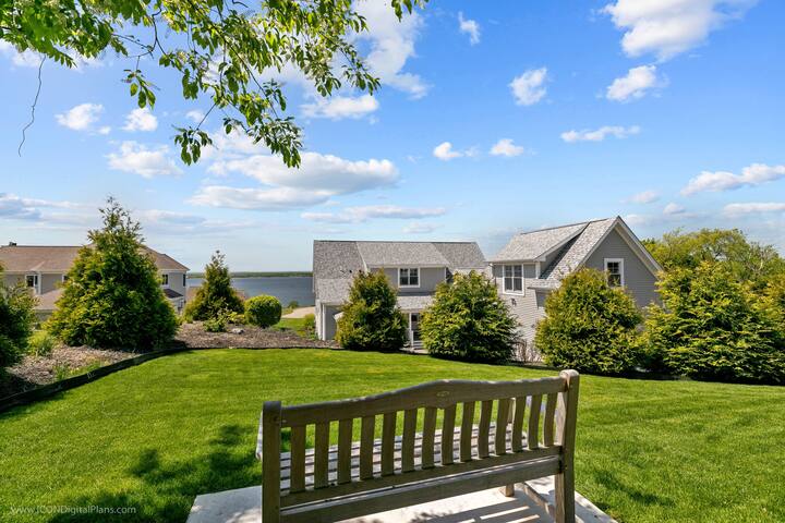 Watch the sailboats & sunset from the front porch. gallery image 4