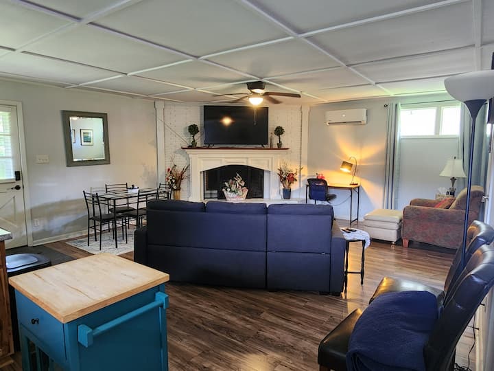 Cozy Cottage New Renovated No Pets Or Children - Alligator Alley, Summerdale
