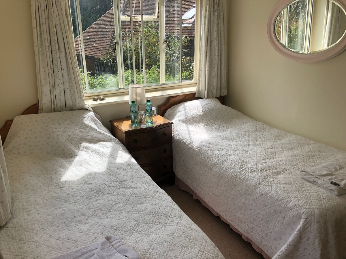 Двойни легла