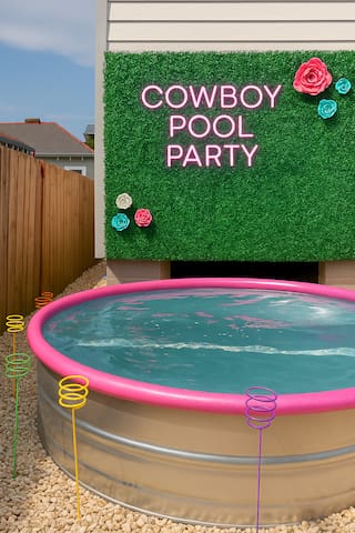 New Cowboy Pool! 6BR by FQ | EV Charger | Parking