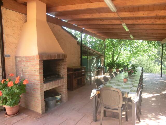 Autumn in a group, chestnuts at home for 20 people gallery image 5