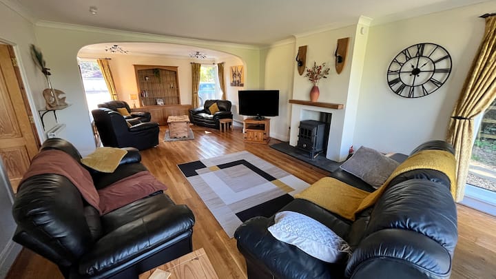 House On River, 4 Bedroom, Glasbury, Hay & Brecon - Hay-on-Wye
