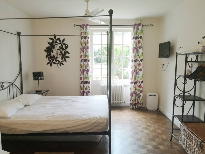 غرفة النوم 1