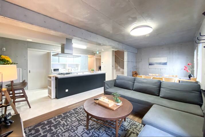 Private4BR ｜2min to Otsuka｜Free Parking｜12 Guests gallery image 2