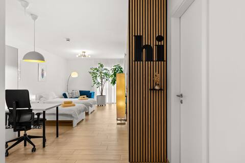 1 km to SAP large modern apartment, central