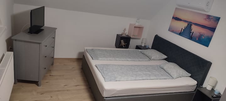 ขนาดเตียง: 180x200