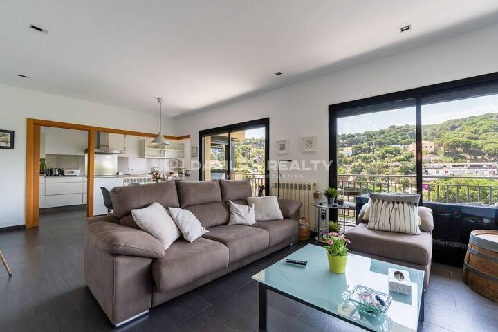 Villa con piscina privada y vistas al mar gallery image 5