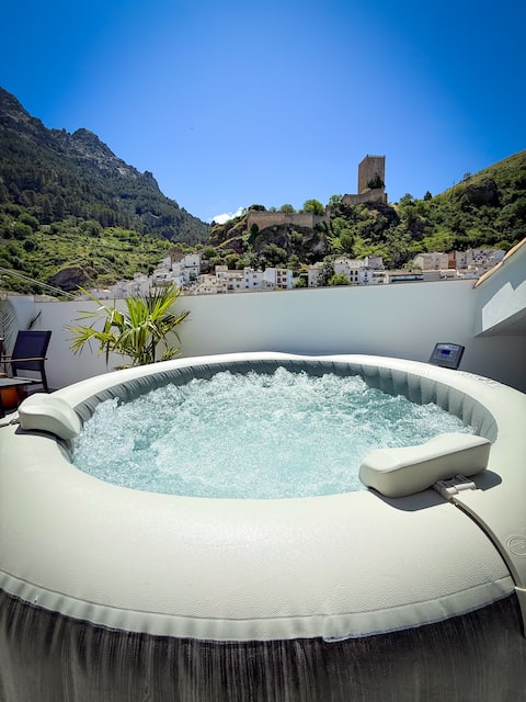 RIVER VIEW House in Cazorla - Outdoor Jacuzzi