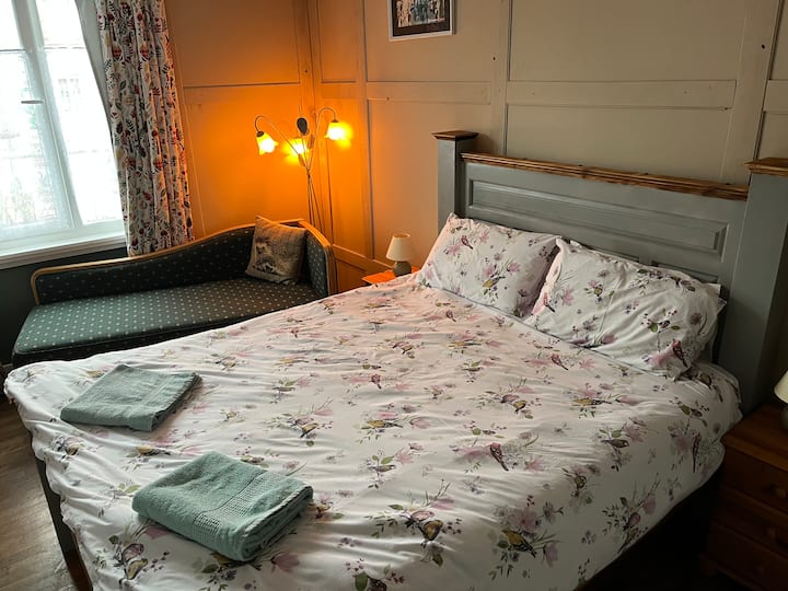 Ოთახი 1 ახლადგარემონტებულია