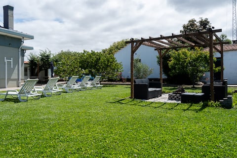 House with pool and garden in Esmoriz near Porto