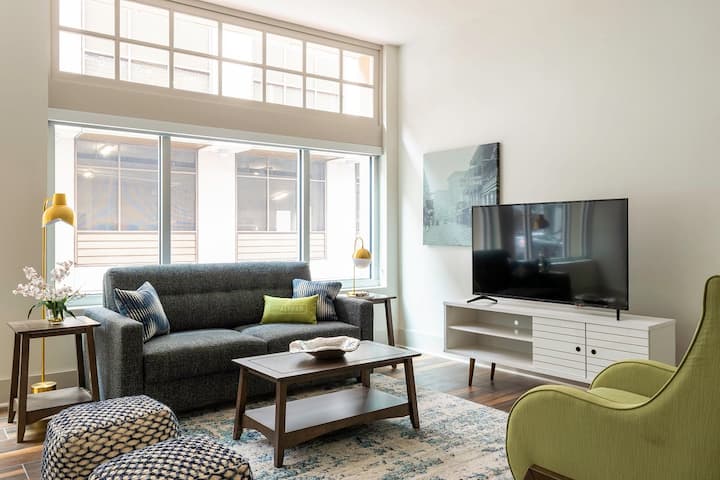 The 820-unit 302 Close To Fq, Cbd & Hospitals - United States