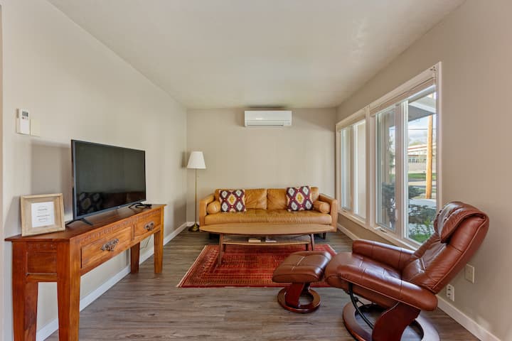 Quiet Clean Home In The Heart Of Enterprise - Joseph, OR